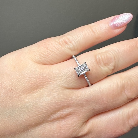 1.36 CTW Moissanite Diamond Sterling Silver Emerald Cut Ring Size 9